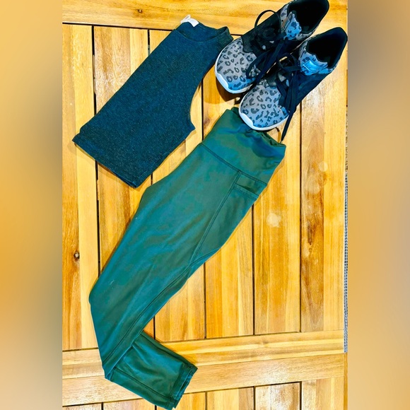 Danskin Pants - Tank & Leggings Bundle